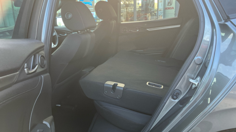 Honda Civic 1.6 i-DTEC SR 5dr Diesel Hatchback